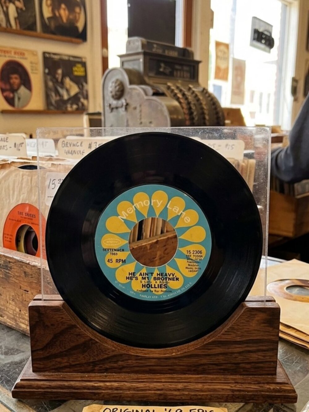 The Hollies He Ain't Heavy, He's My Brother/Carrie-Anne 7" 45 RPM Epic Record